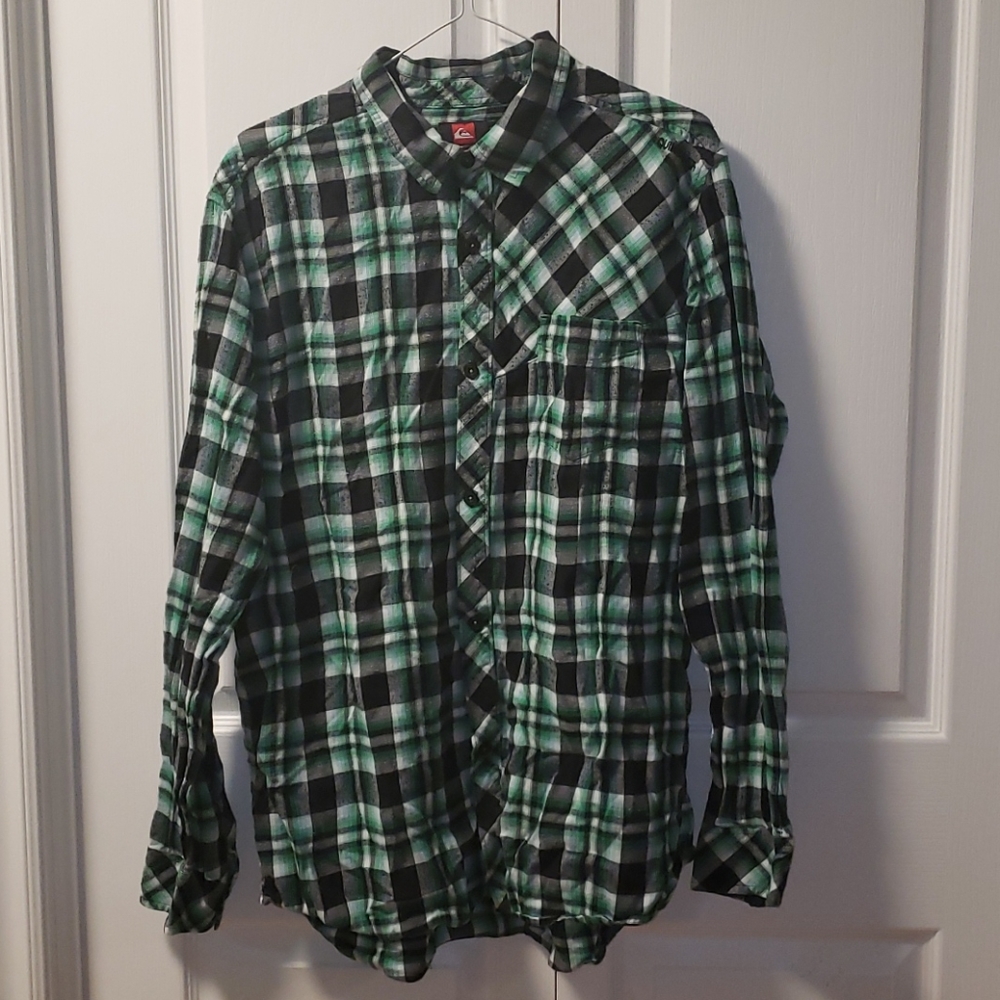 2/$15🦇 Quicksilver button down